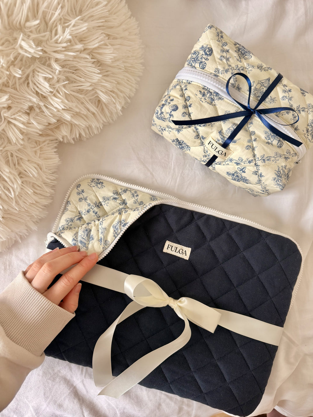 Macbook Sleeve - Black