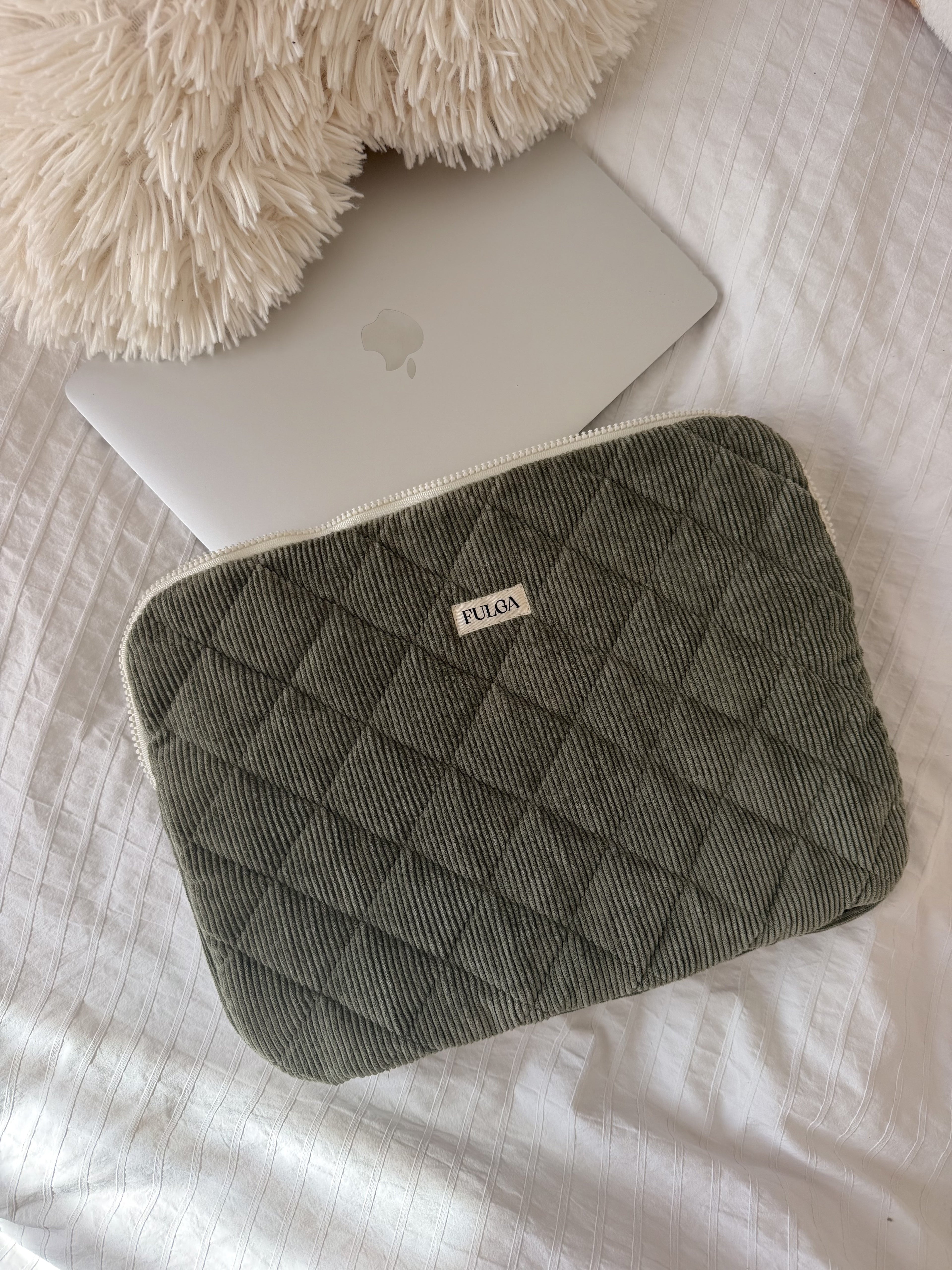 Macbook Sleeve - Green