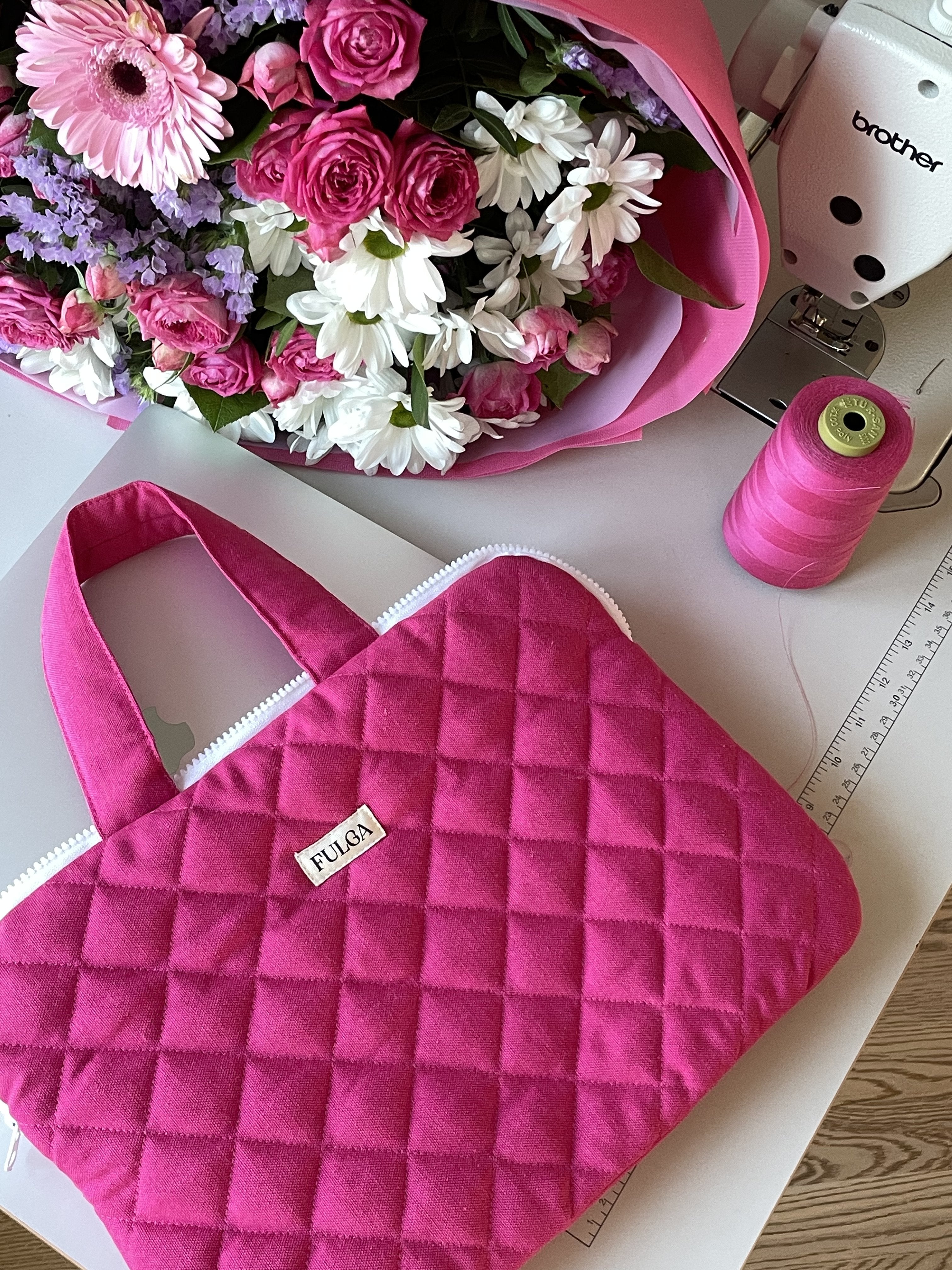 Macbook Sleeve - Red