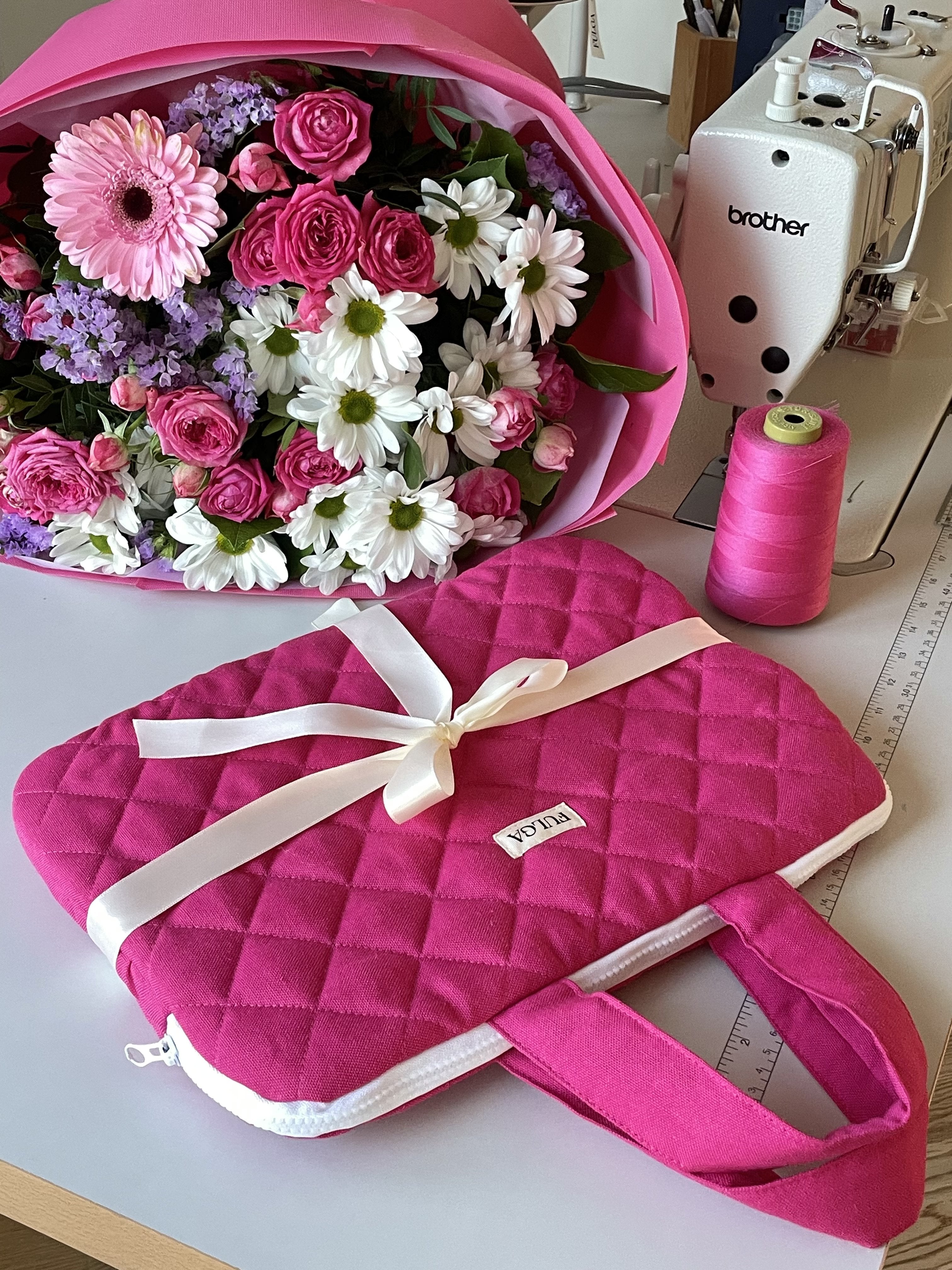 Macbook Sleeve - Red